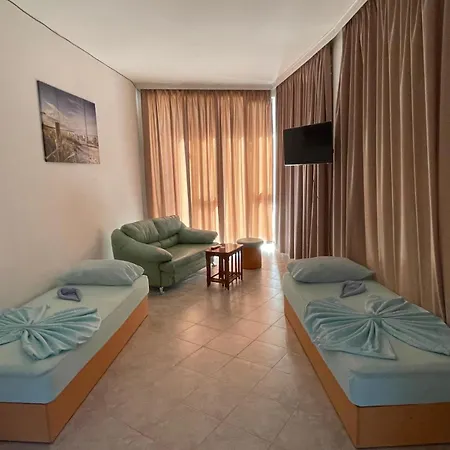 Hostel хостел-lotus *